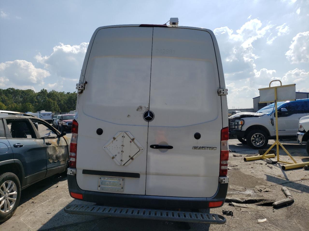 2011 Mercedes-Benz Sprinter 2500 VIN: WD3PE8CB9B5561289 Lot: 69961823