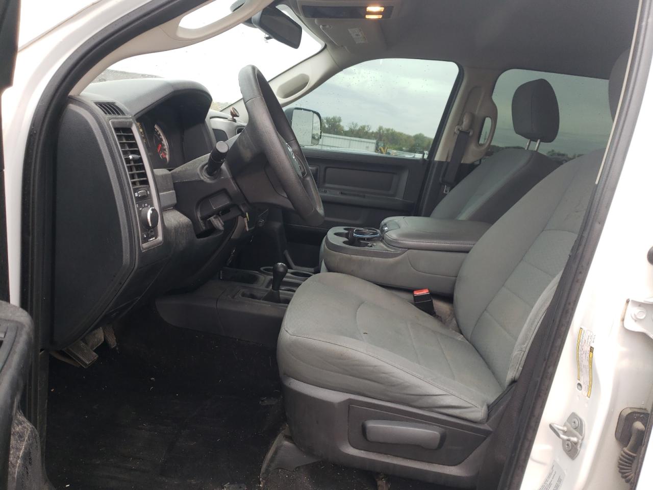 2016 RAM 2500 - Image 7