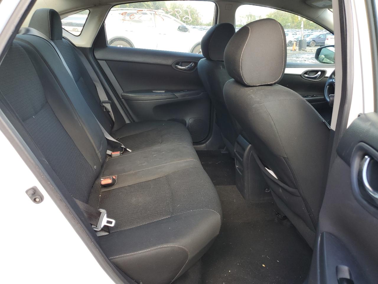 2019 Nissan Sentra - Image 10