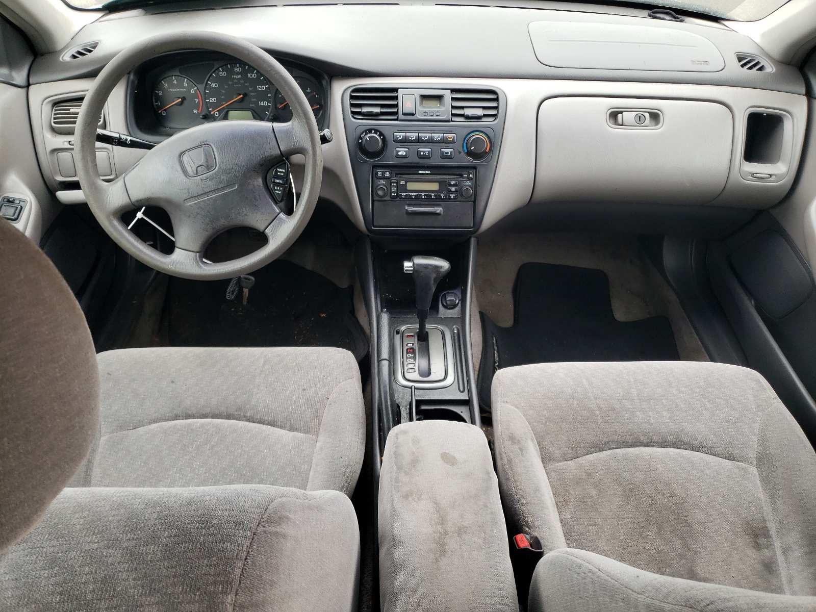 1HGCG56421A139852 2001 Honda Accord Lx