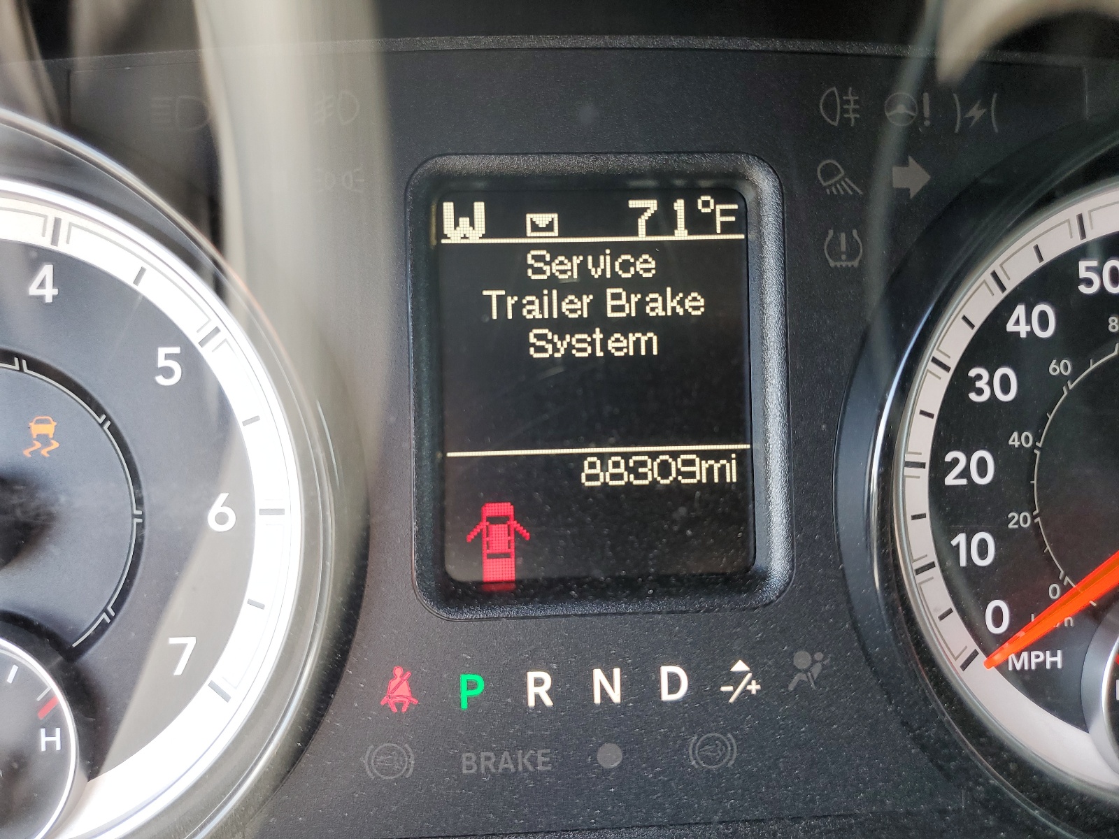 3C6RR7KT4MG574221 2021 Ram 1500 Classic Tradesman