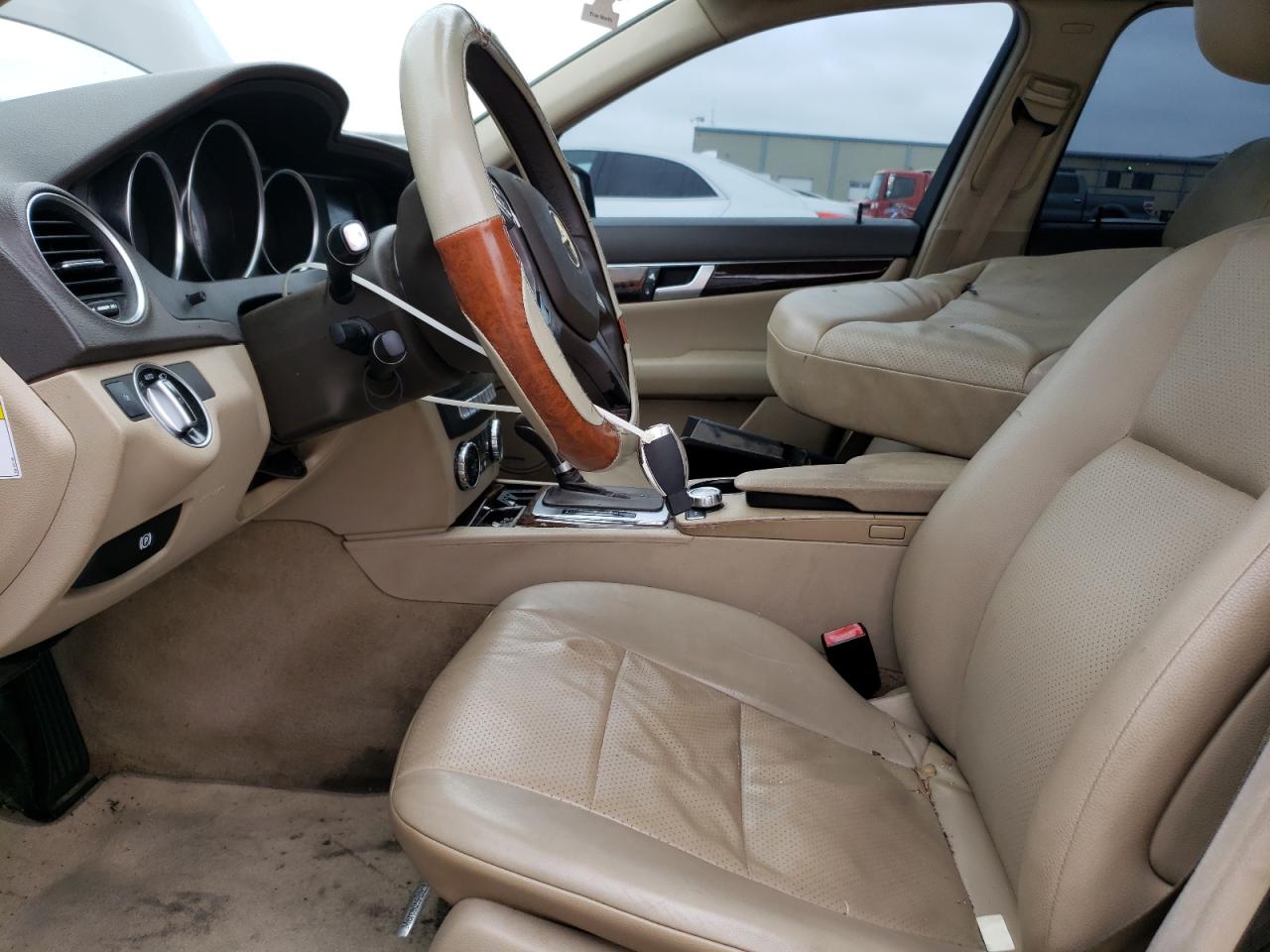 2013 Mercedes-Benz C 250 VIN: WDDGF4HB1DA792935 Lot: 71846803