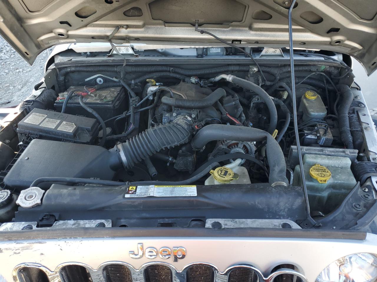 2008 Jeep Wrangler - Image 12