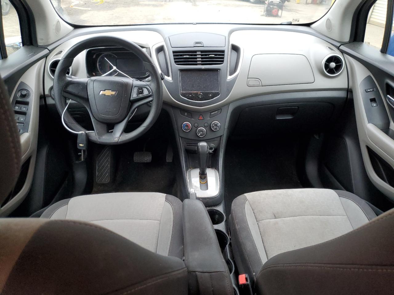 2016 Chevrolet Trax Ls VIN: KL7CJKSB6GB672984 Lot: 74340533
