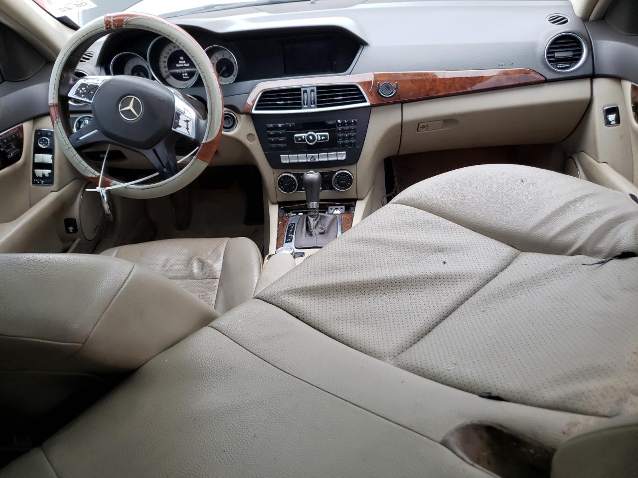 2013 Mercedes-Benz C 250 VIN: WDDGF4HB1DA792935 Lot: 71846803