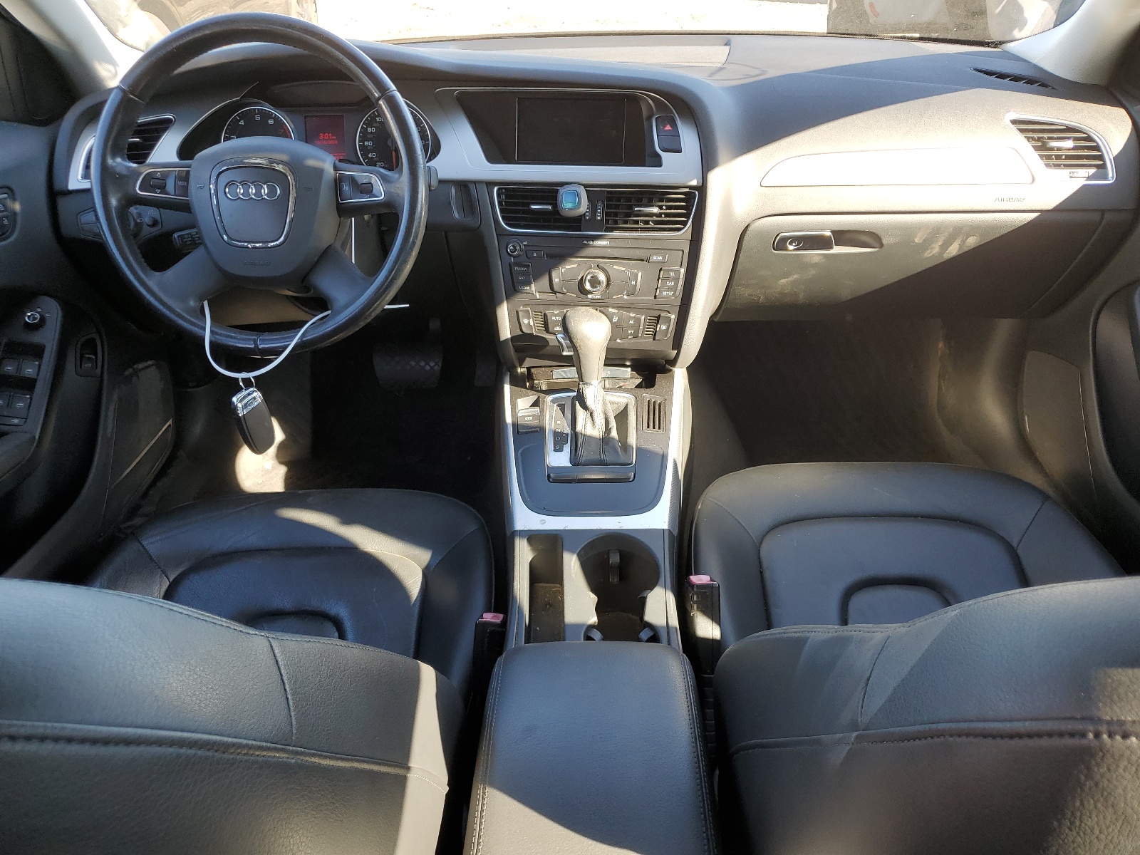 WAUBFAFL8CN004347 2012 Audi A4 Premium