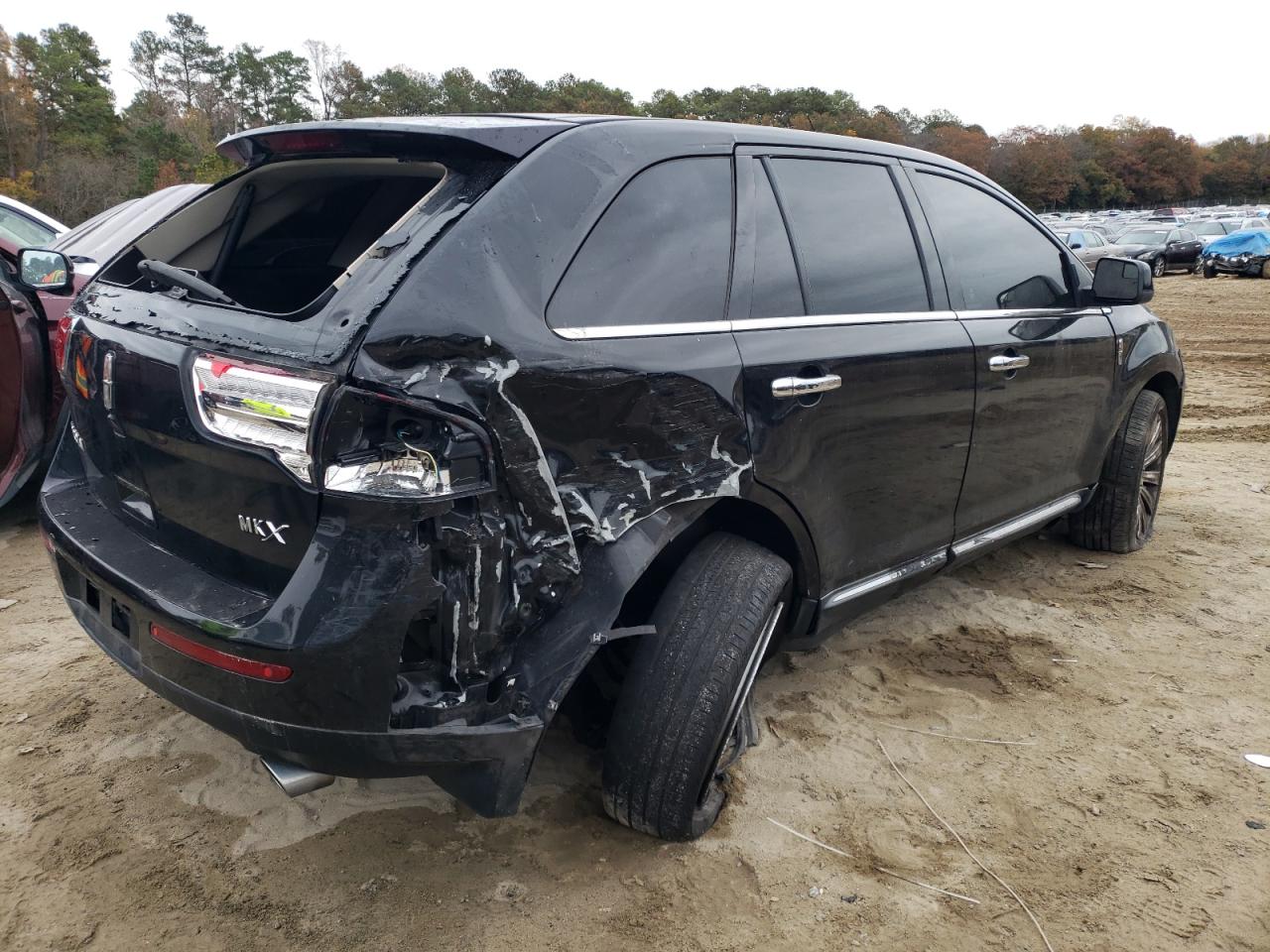 2011 Lincoln MKX - Image 3