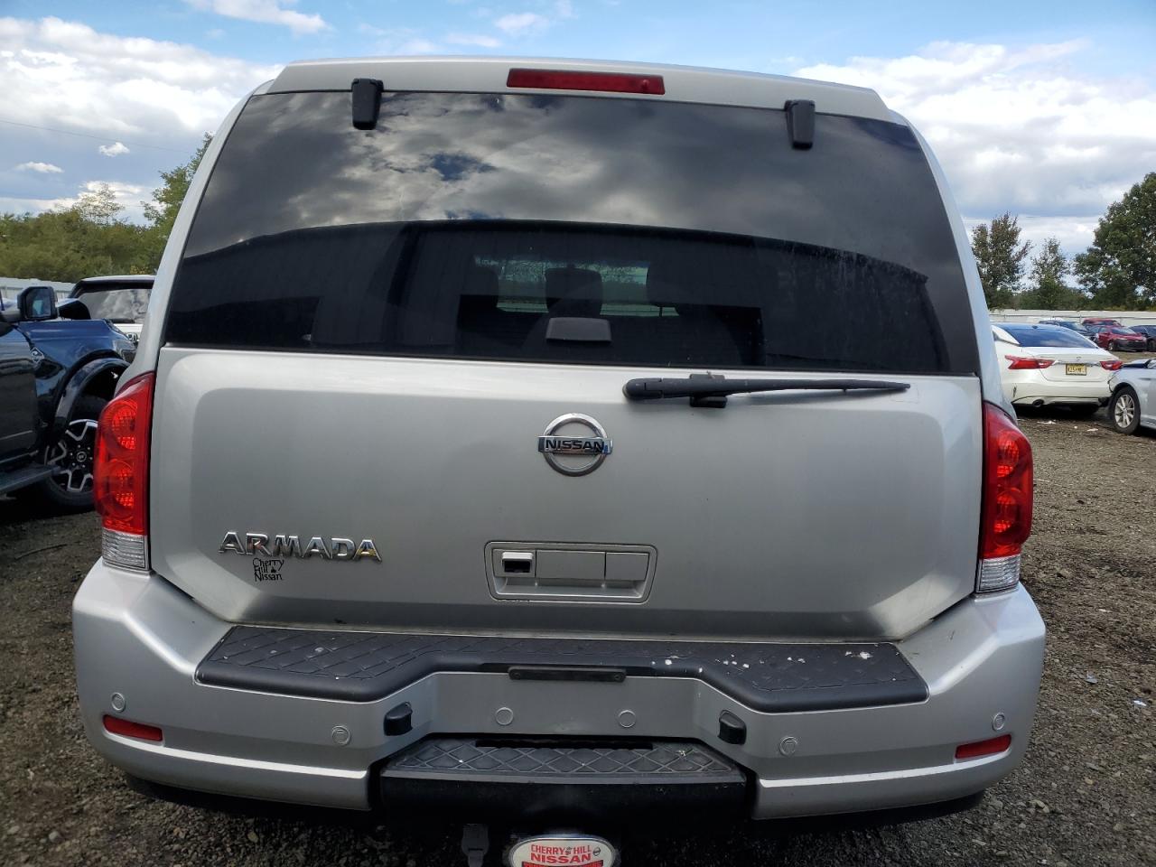 5N1AA0NC8BN607365 2011 Nissan Armada Sv