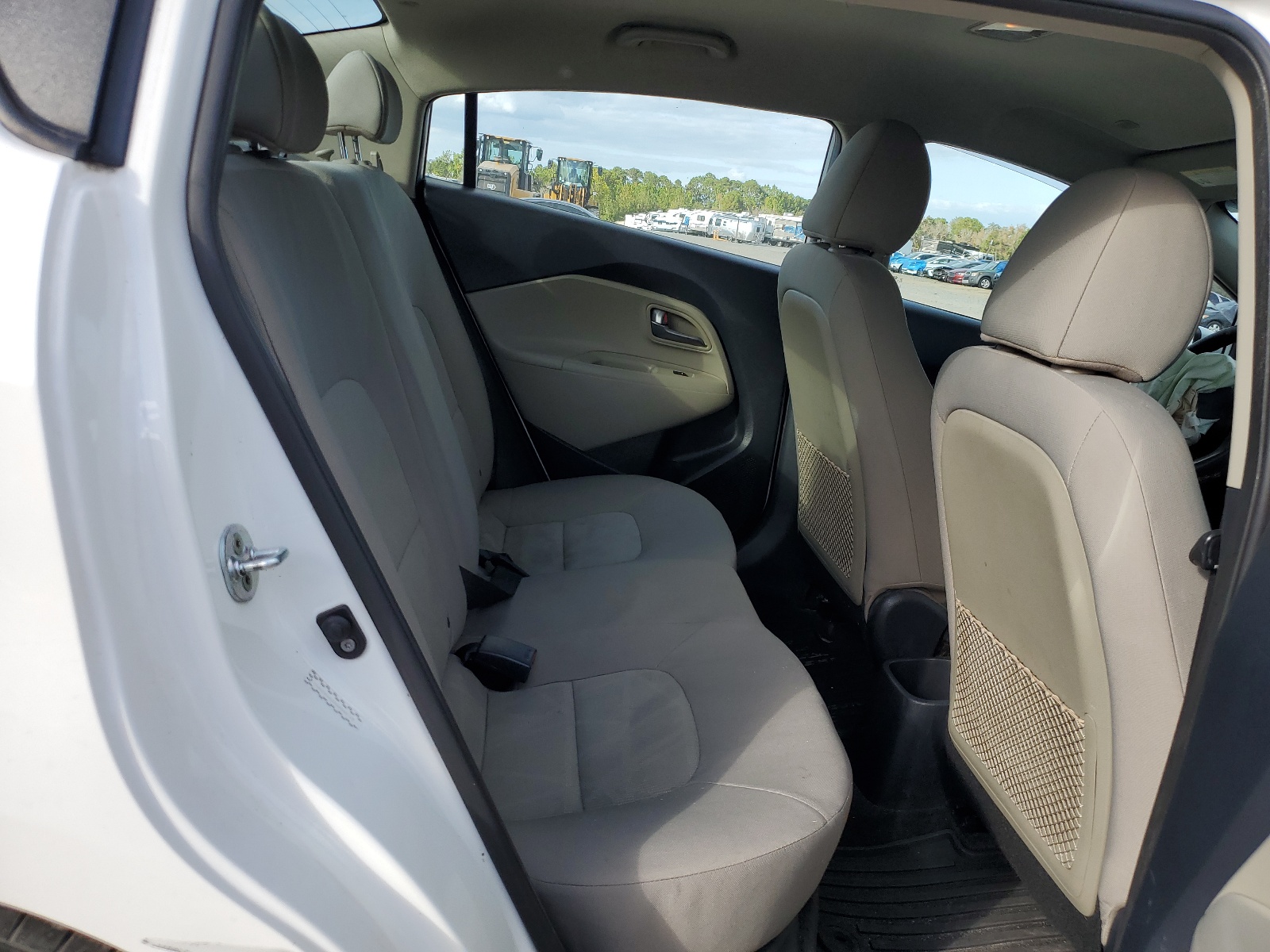 KNADM4A33G6646126 2016 Kia Rio Lx