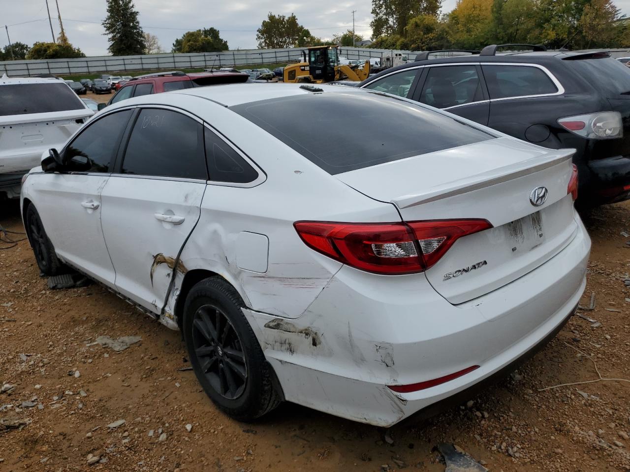 2016 Hyundai Sonata - Image 2