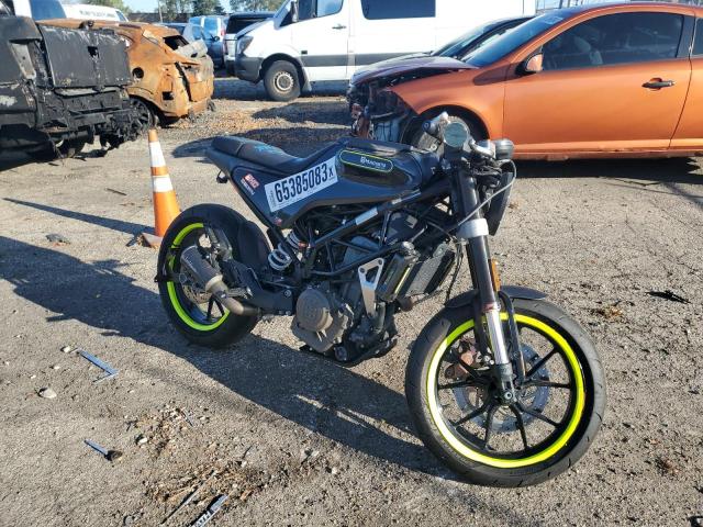 2019 Husqvarna Svartpilen 401 