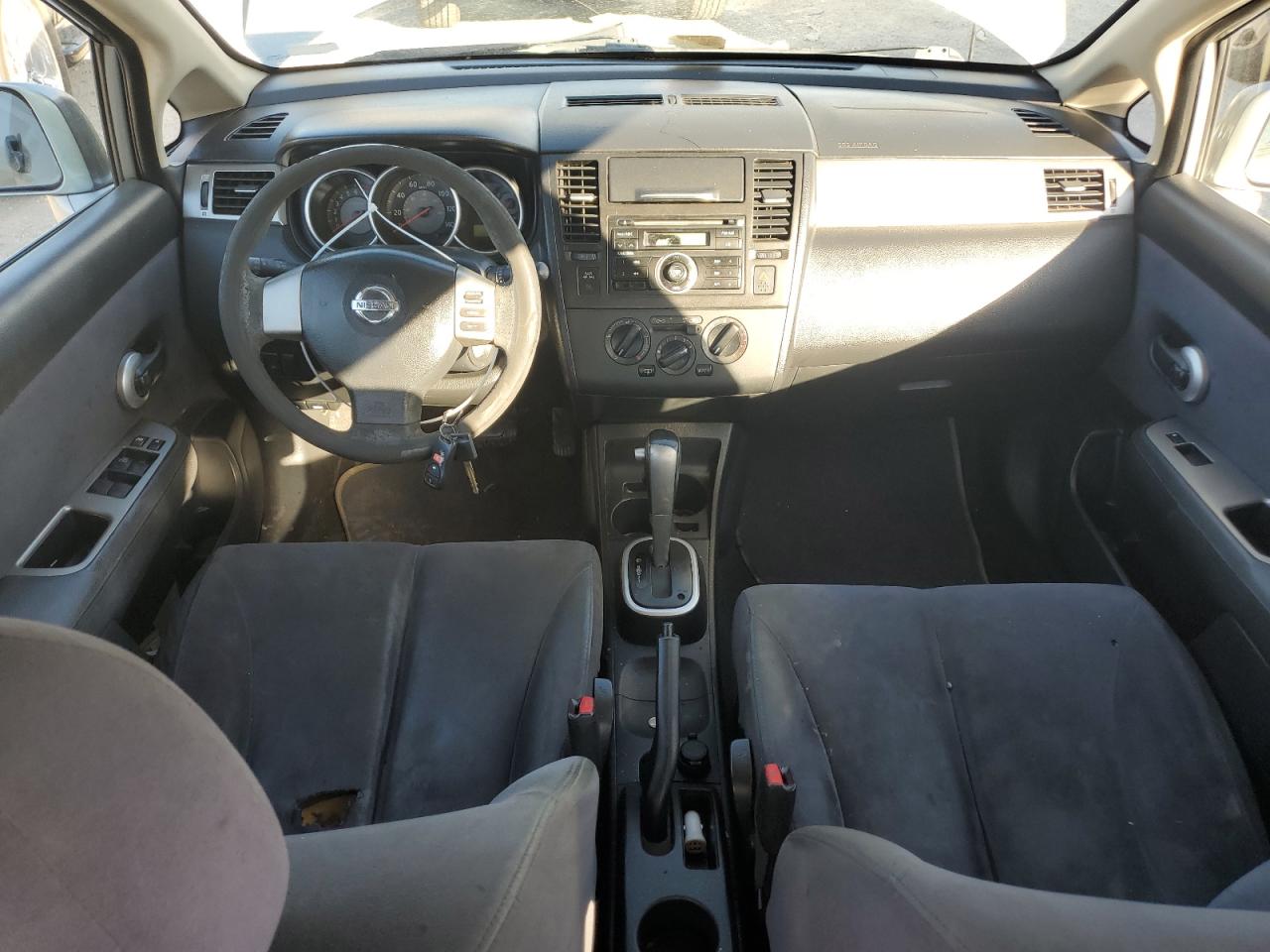 2008 Nissan Versa S VIN: 3N1BC11E28L443199 Lot: 72359703