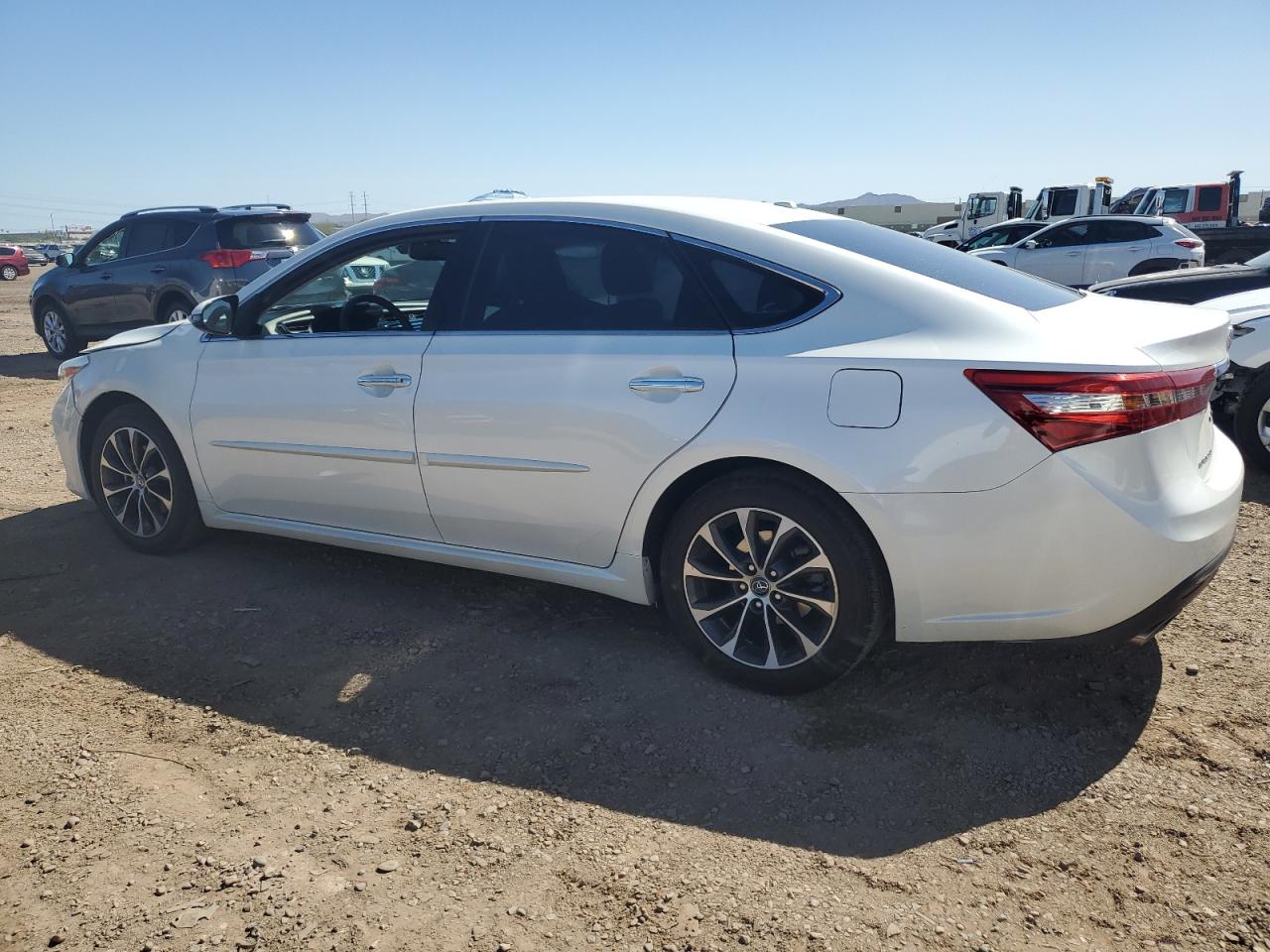 4T1BK1EBXJU268966 2018 Toyota Avalon Xle