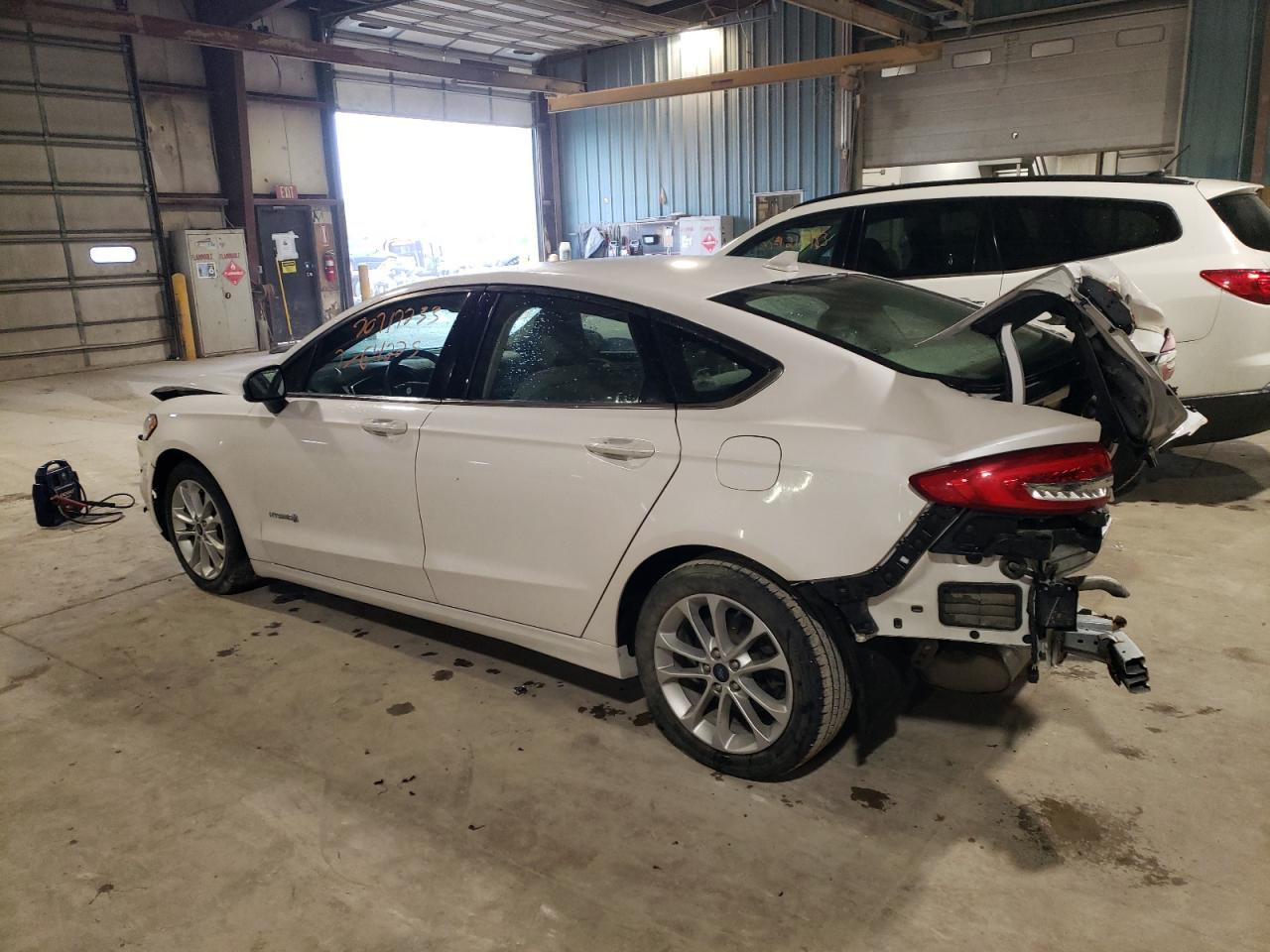 2019 Ford Fusion Se VIN: 3FA6P0LU0KR196759 Lot: 70717233