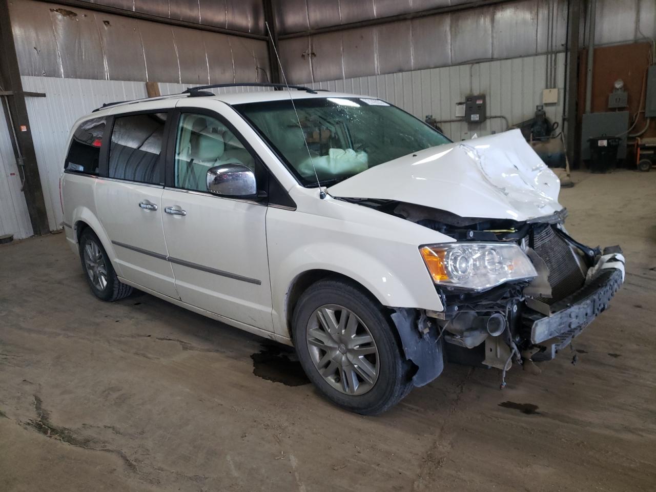 2A8HR64X48R771381 2008 Chrysler Town & Country Limited