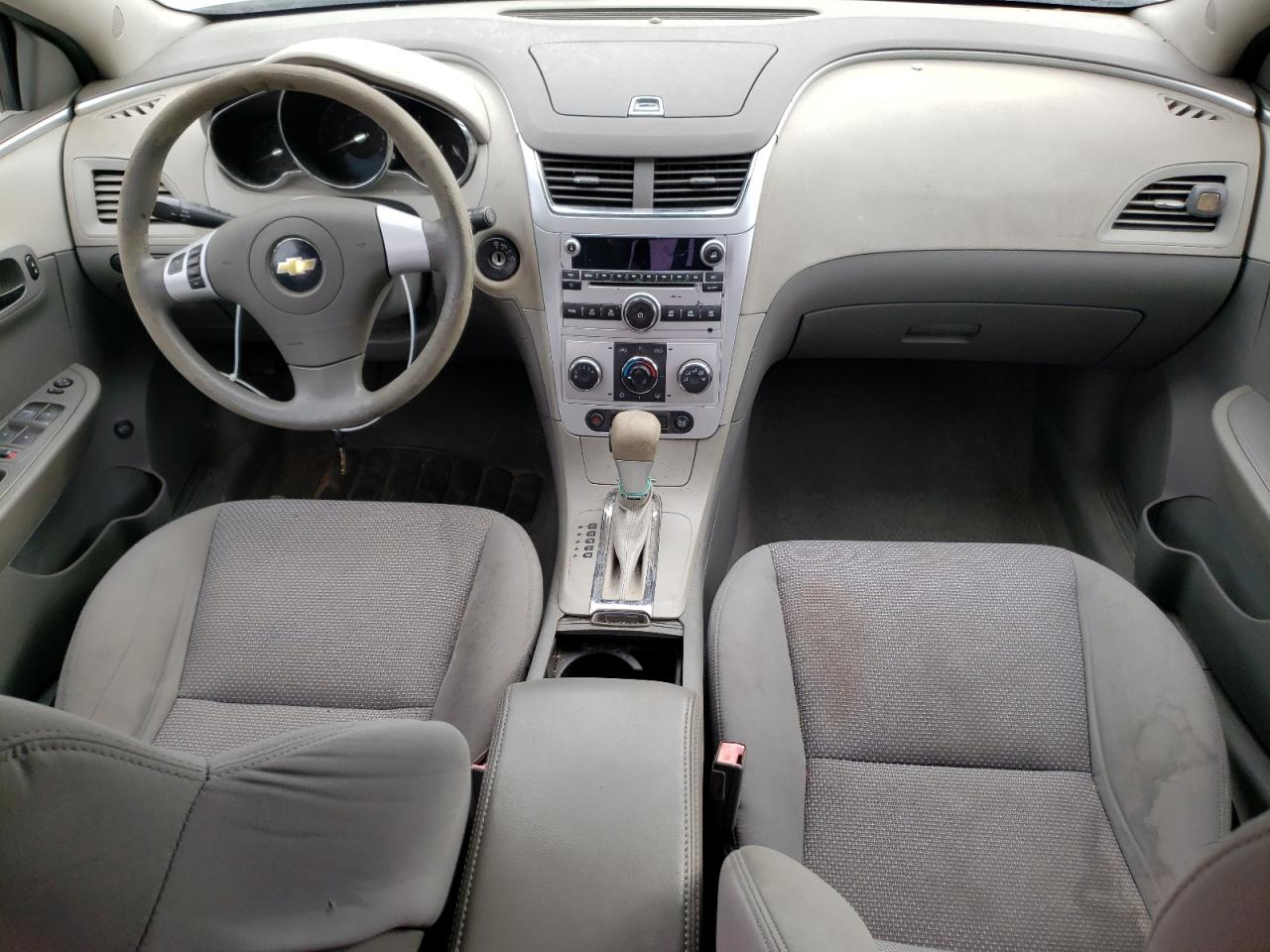 2011 Chevrolet Malibu - Image 8