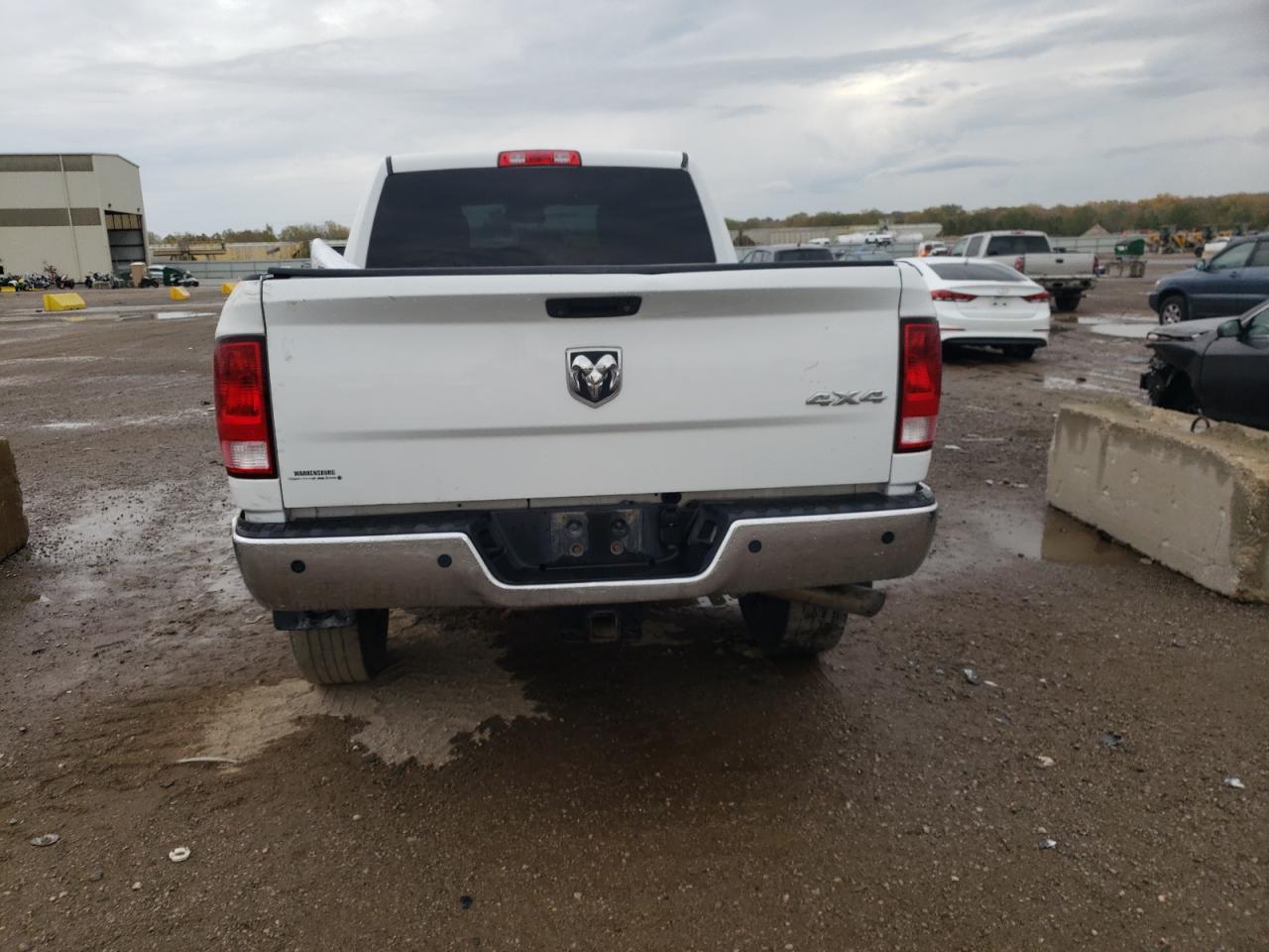 2016 RAM 2500 - Image 6