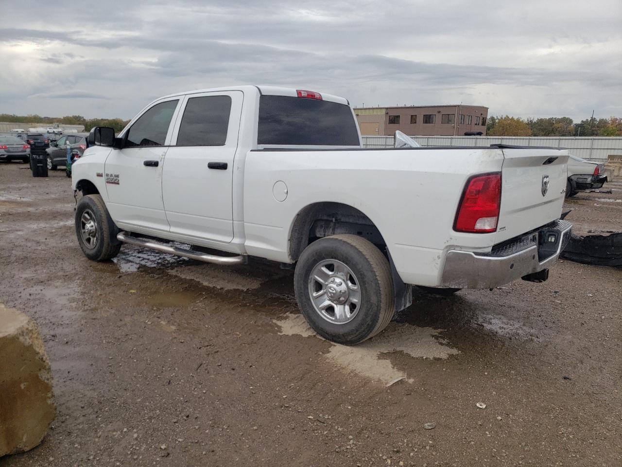 2016 RAM 2500 - Image 2