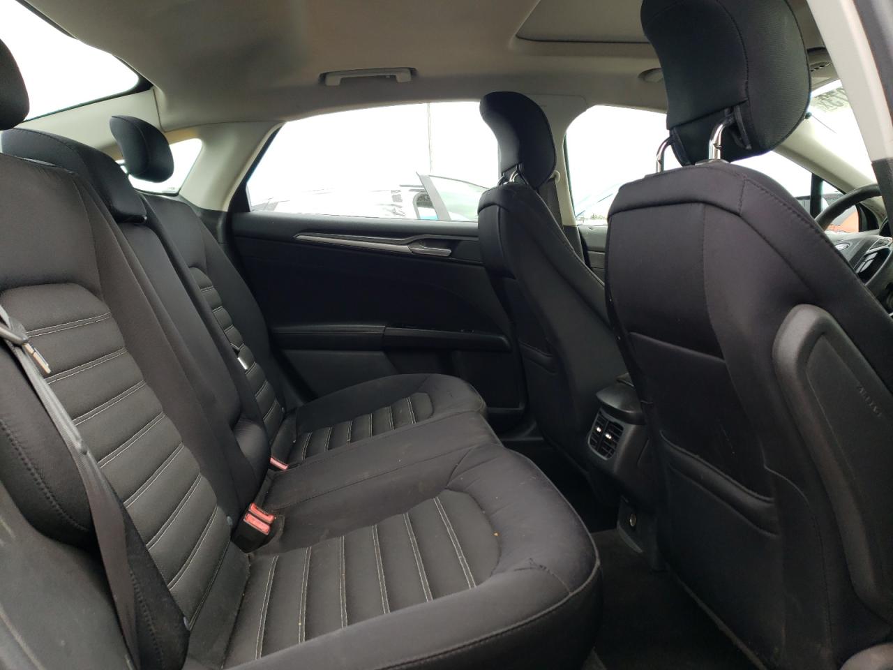 2015 Ford Fusion Se VIN: 3FA6P0H78FR129819 Lot: 71320073