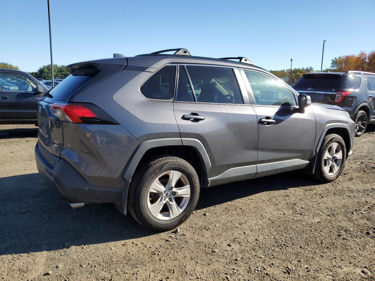 2019 Toyota Rav4 Xle VIN: 2T3P1RFV2KW037035 Lot: 73372863