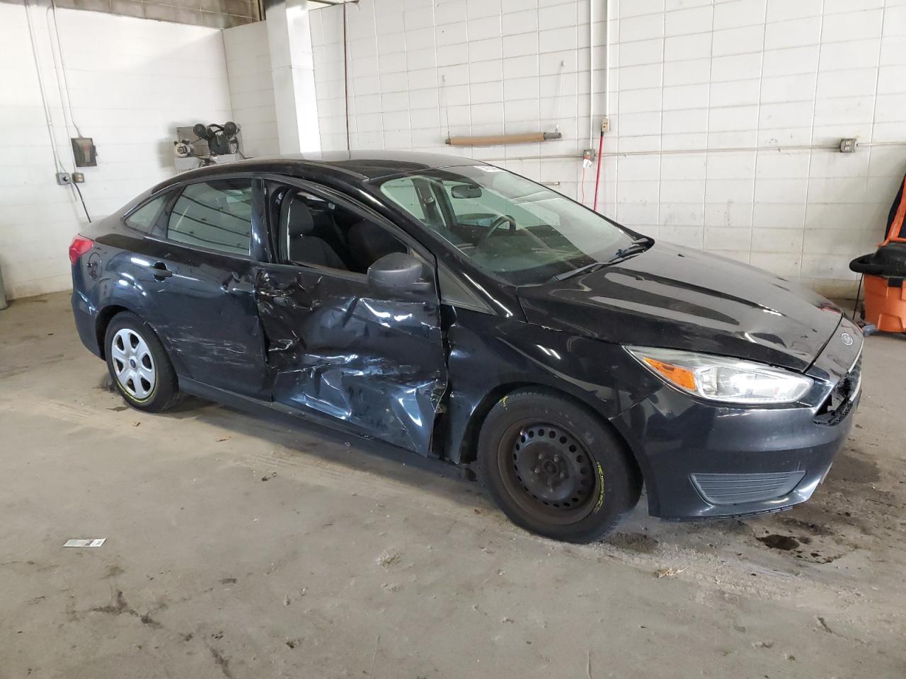 2016 Ford Focus - Image 4