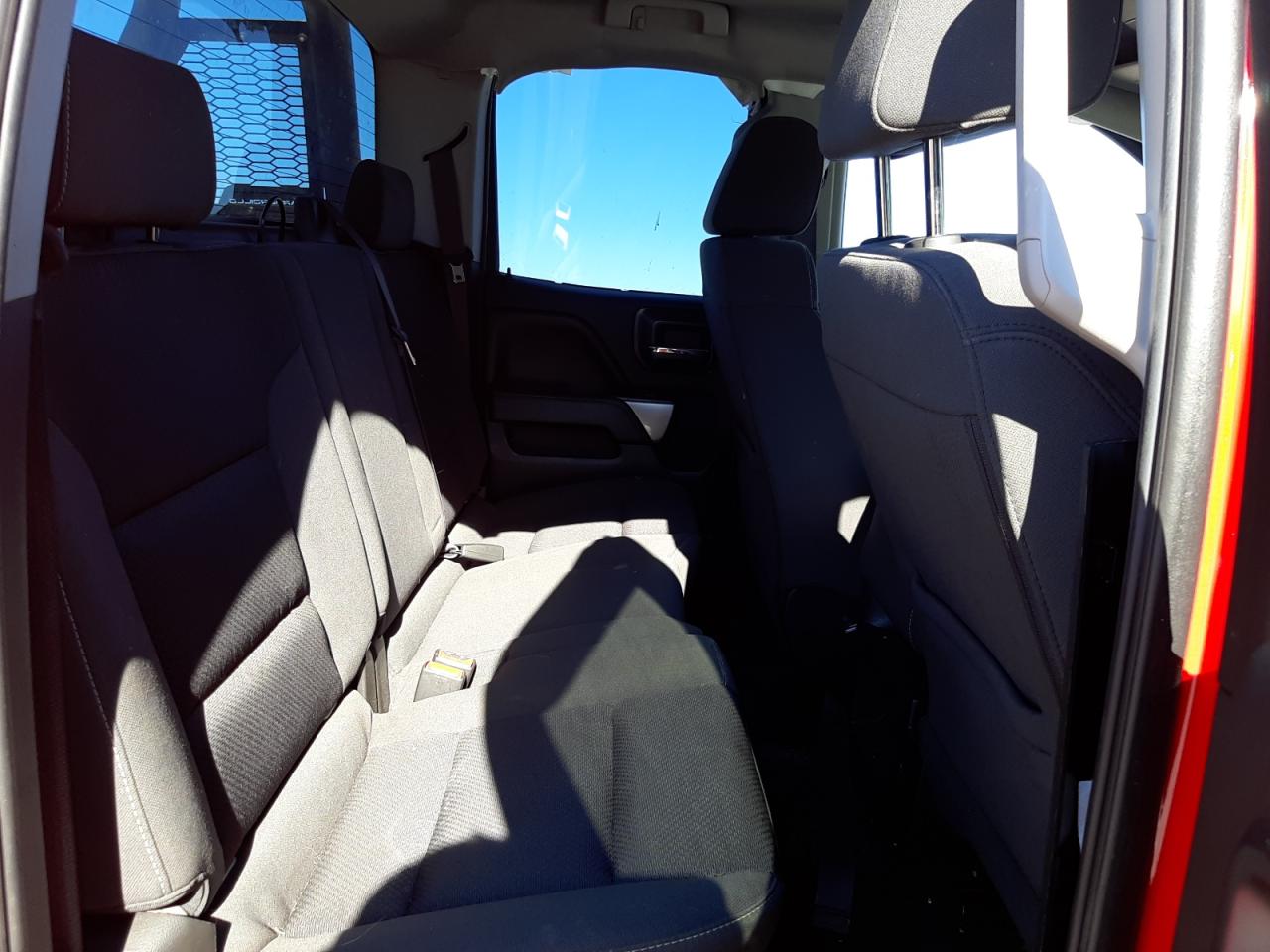 2017 Chevrolet Silverado - Image 11