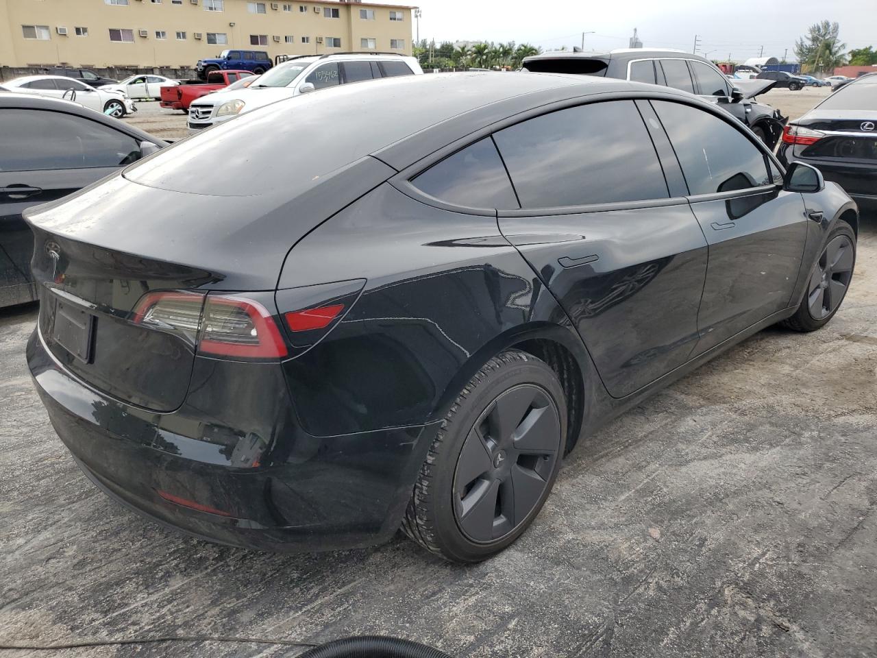 5YJ3E1EA9PF438226 2023 Tesla Model 3