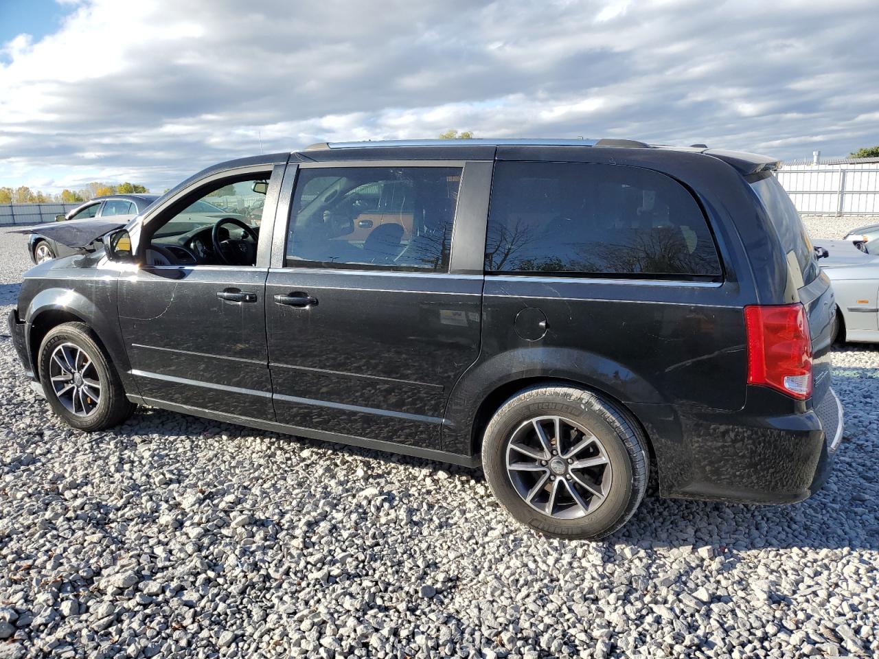 2017 Dodge Grand Caravan Sxt VIN: 2C4RDGCG4HR581159 Lot: 52383244