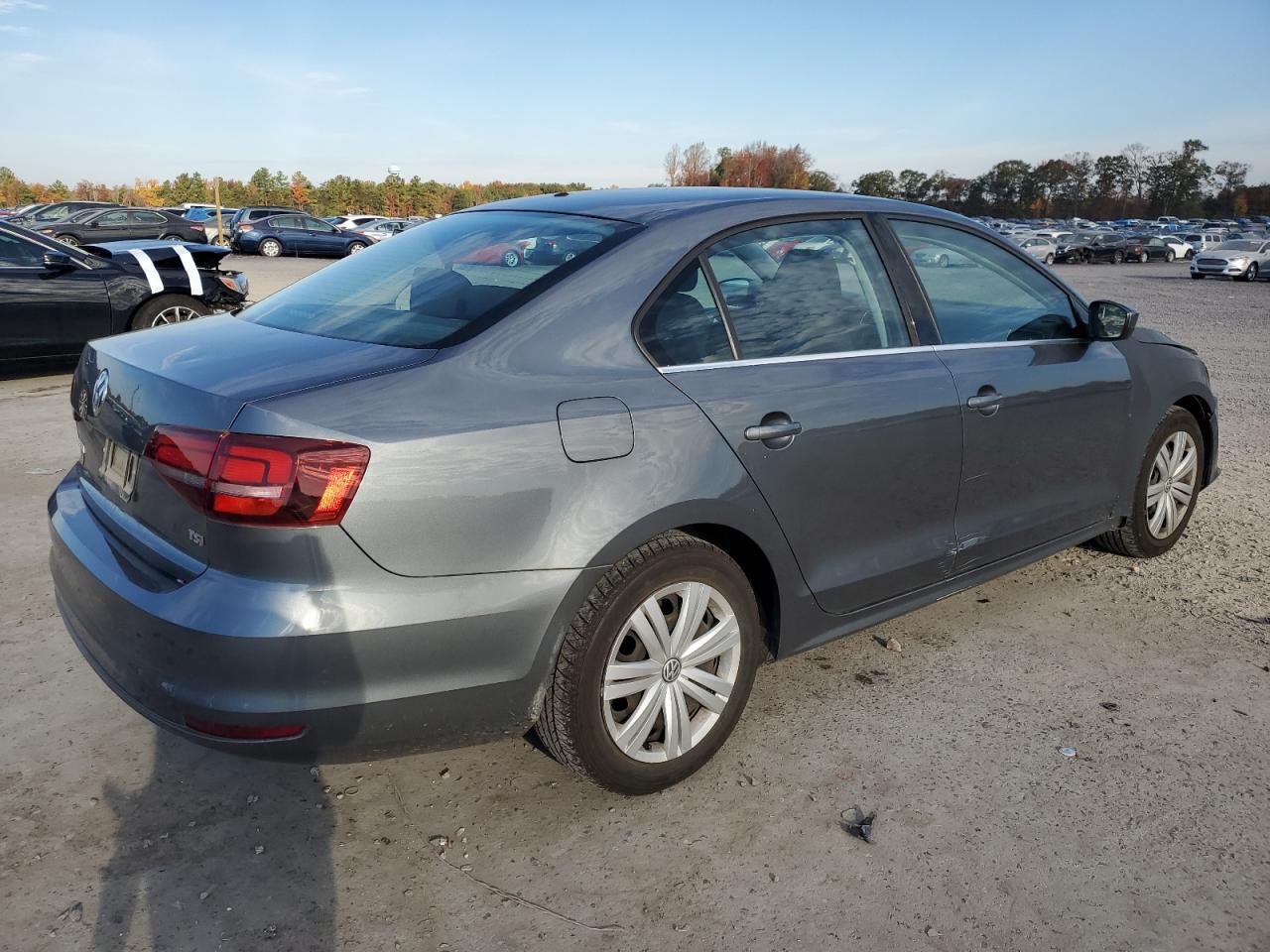 VIN 3VW2B7AJ8HM341803 2017 VOLKSWAGEN JETTA no.3