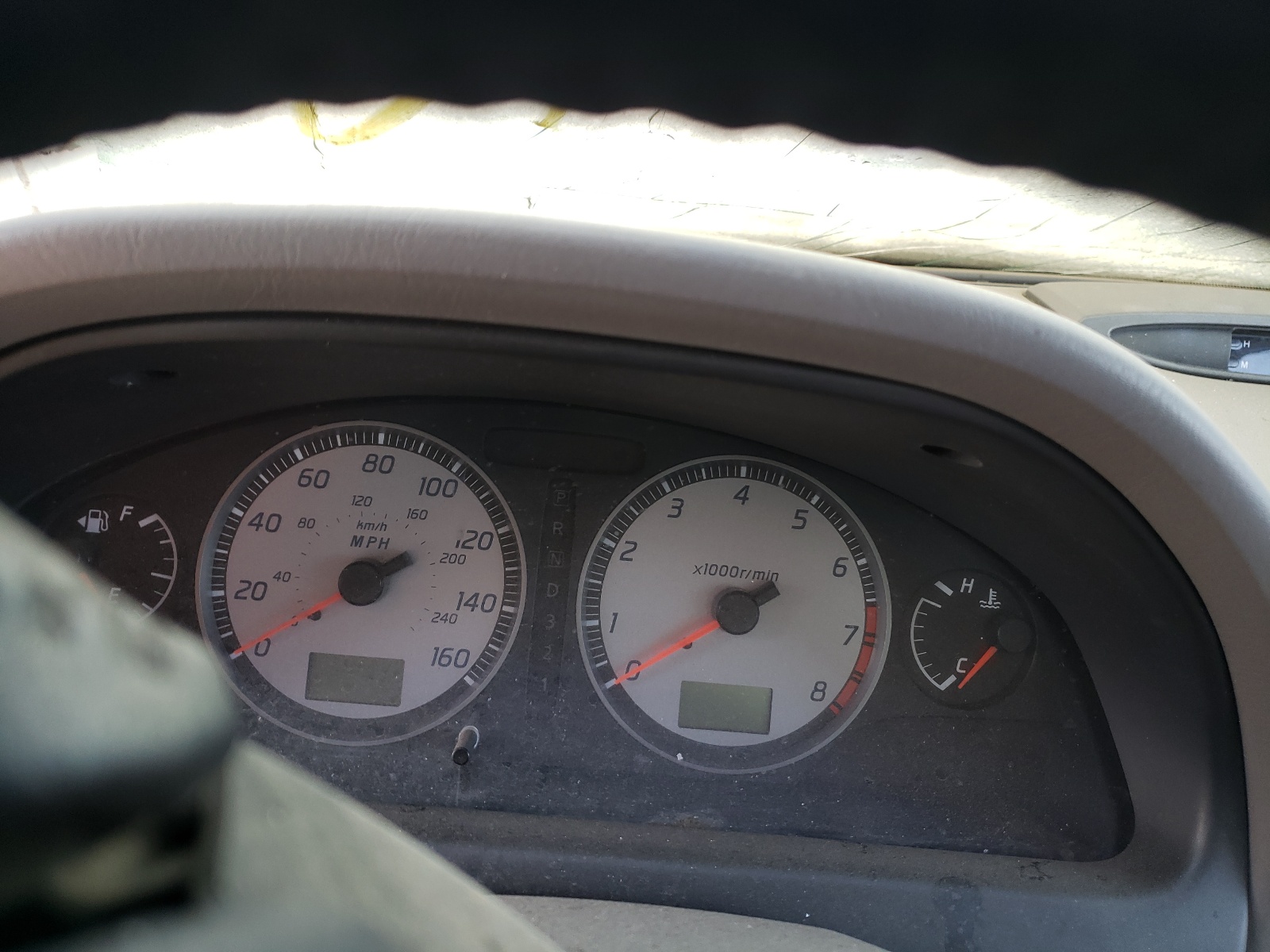 JN1DA31D22T431266 2002 Nissan Maxima Gle