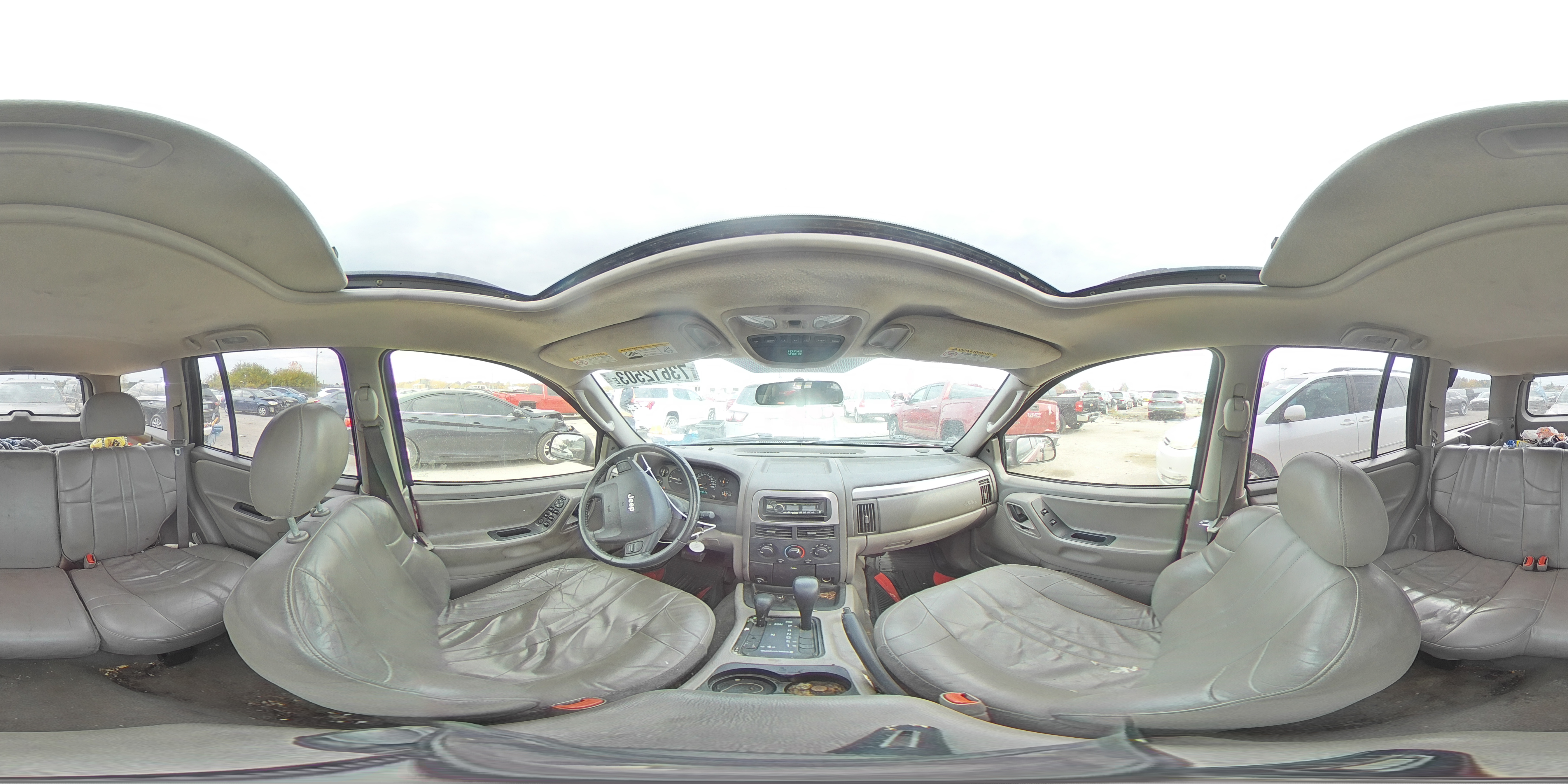 2003 Jeep Grand Cherokee Laredo VIN: 1J4GW48S73C523300 Lot: 73612503