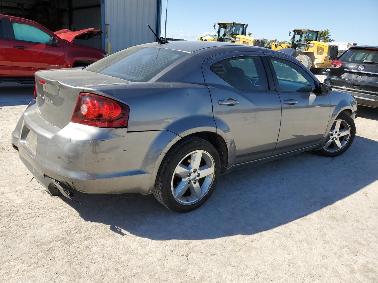 2013 Dodge Avenger - Image 3