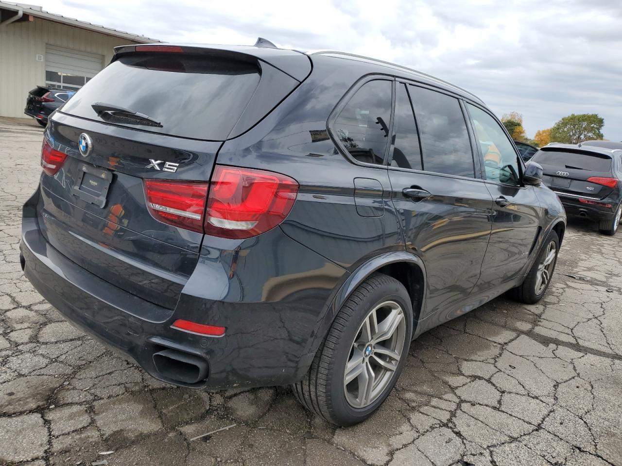 5UXKR6C5XH0J84124 2017 BMW X5 xDrive50I