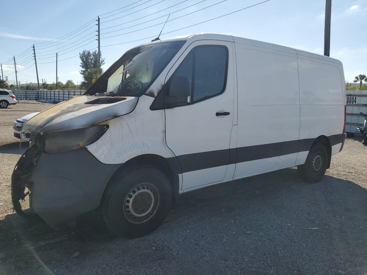 2019 Mercedes-Benz Sprinter 2500/3500 for Sale in Miami, FL - Burn