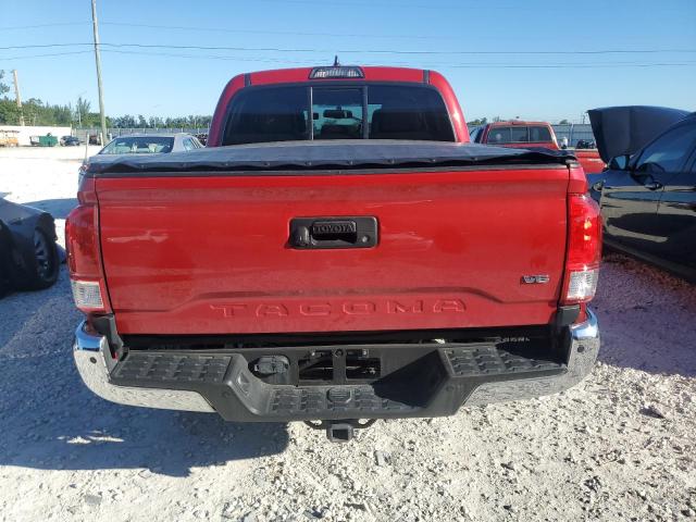 Пикапы TOYOTA TACOMA 2017 Красный