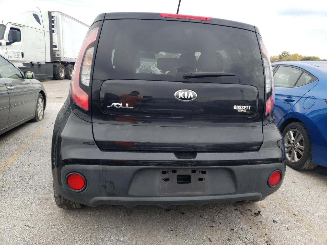 2017 Kia Soul VIN: KNDJN2A22H7886665 Lot: 63710403