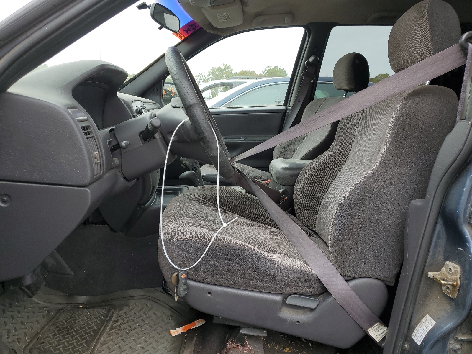 1J4GW48S11C653893 2001 Jeep Grand Cherokee Laredo