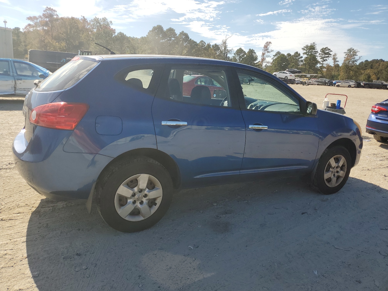 JN8AS5MV7AW120737 2010 Nissan Rogue S