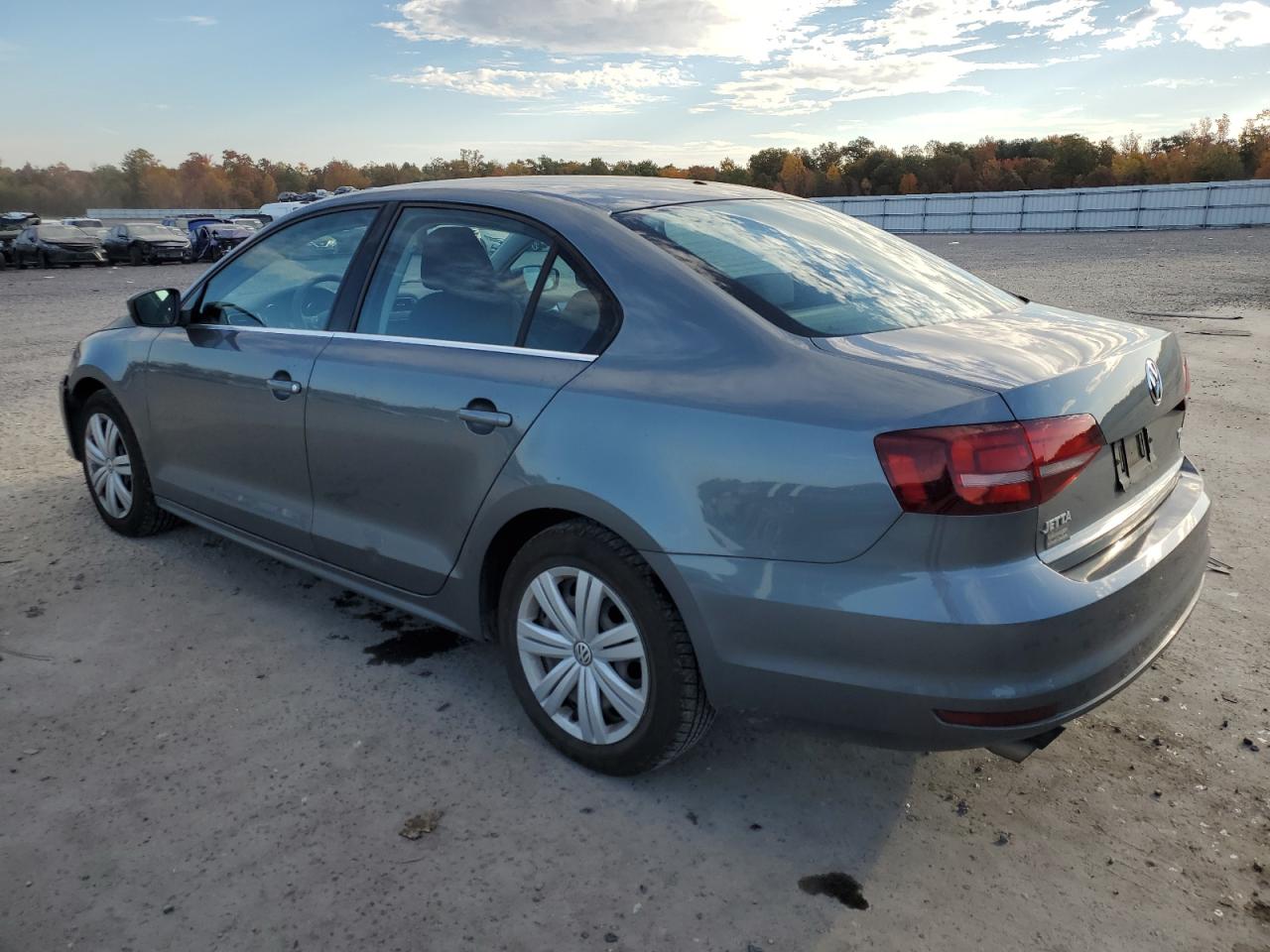 VIN 3VW2B7AJ8HM341803 2017 VOLKSWAGEN JETTA no.2