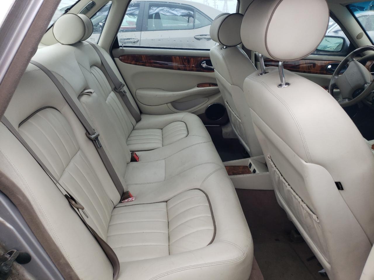 2002 Jaguar Xj8 VIN: SAJDA14C33LF57050 Lot: 56566764