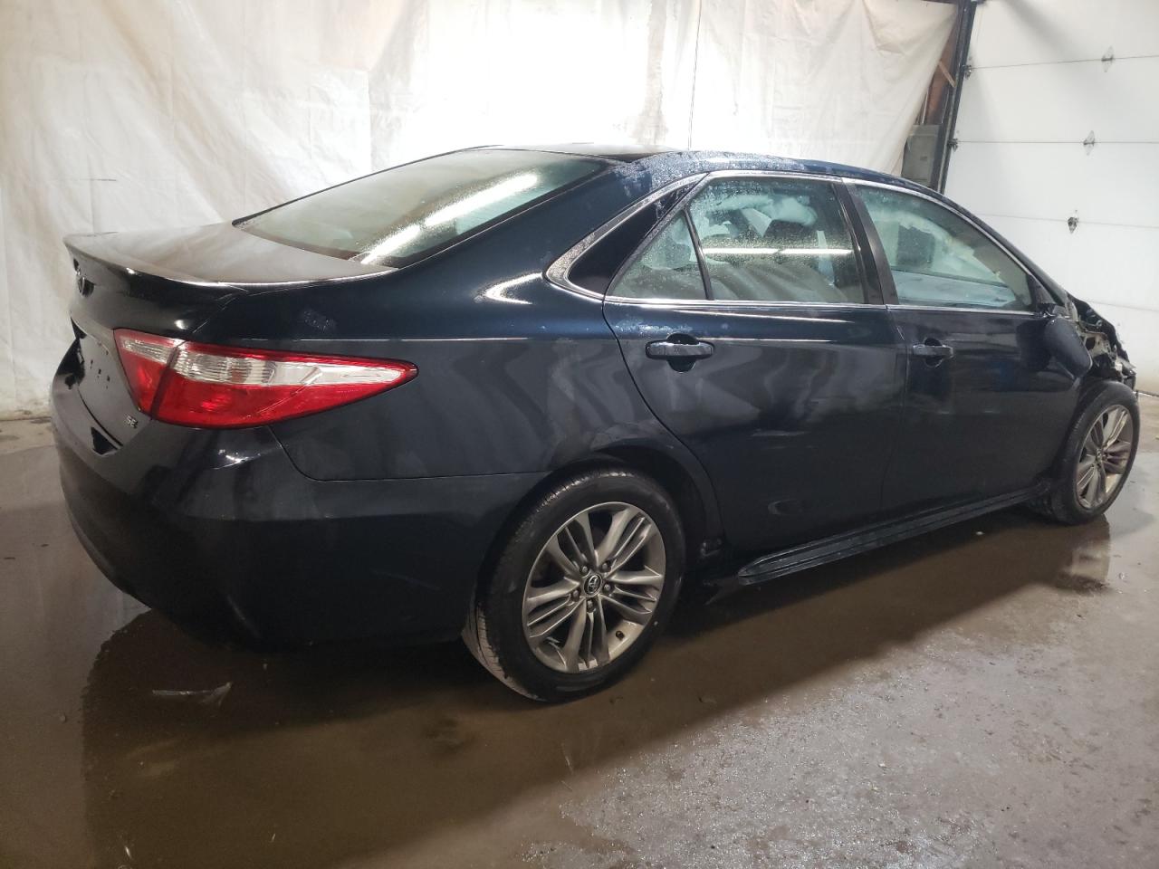 2015 Toyota Camry Le VIN: 4T1BF1FK9FU005829 Lot: 70858273