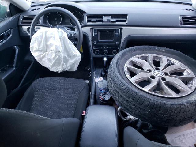  VOLKSWAGEN PASSAT 2018 Серый