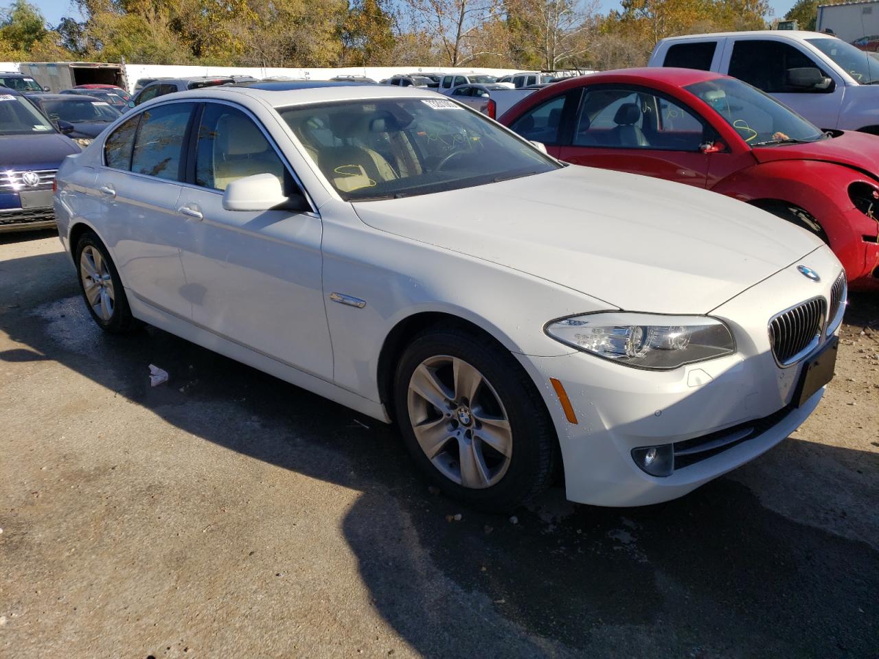 2013 BMW 528 Xi VIN: WBAXH5C55DD113871 Lot: 73201063