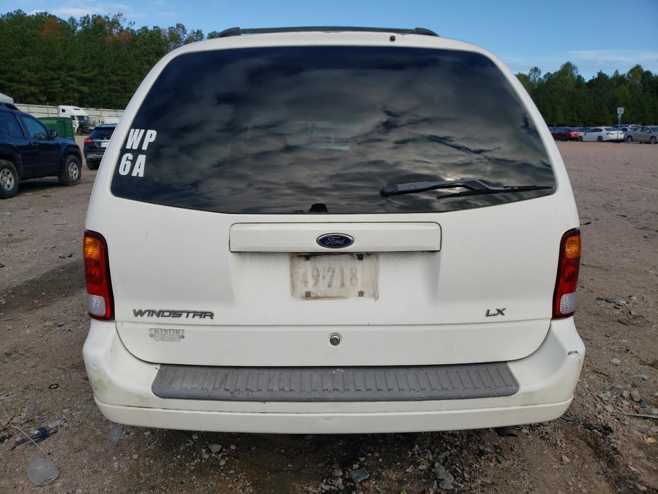 2FMZA51472BA87508 2002 Ford Windstar Lx