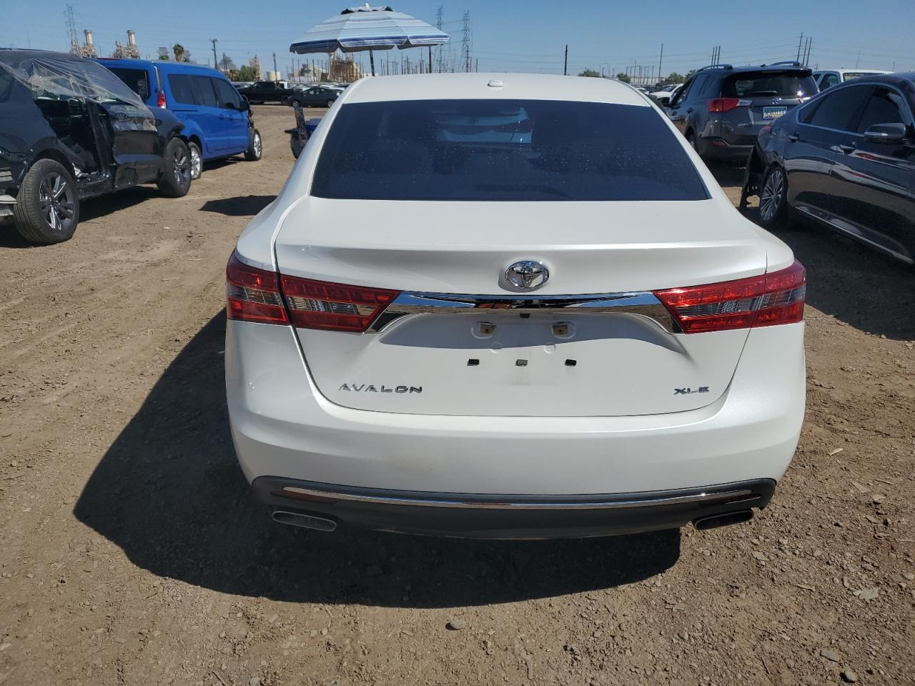 4T1BK1EBXJU268966 2018 Toyota Avalon Xle