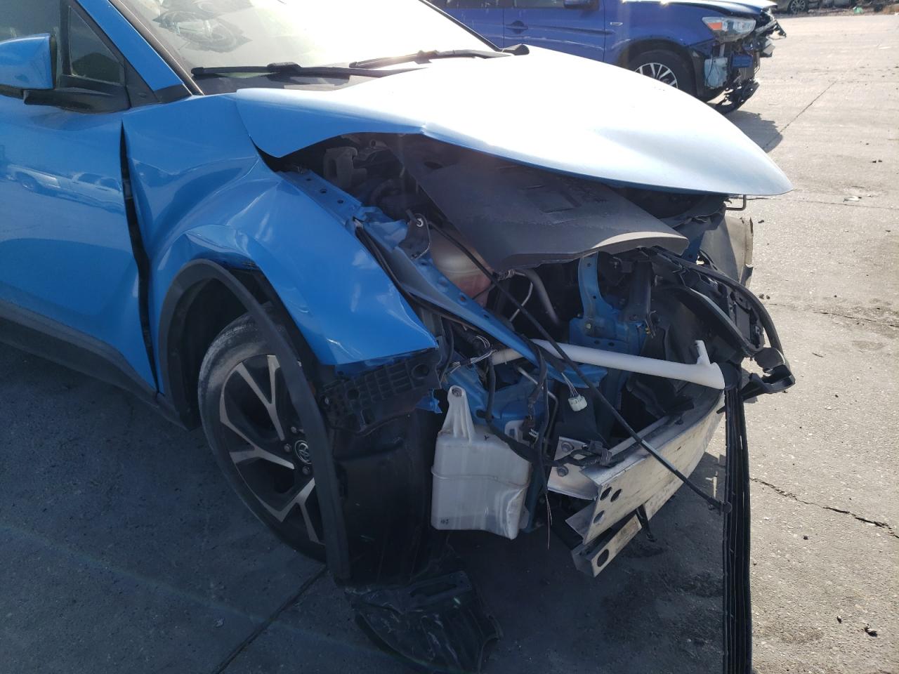 2019 Toyota C-HR - Image 9
