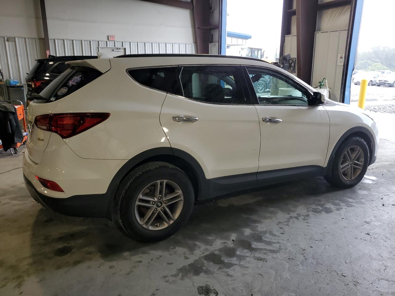 5NMZU3LB0HH047518 2017 Hyundai Santa Fe Sport