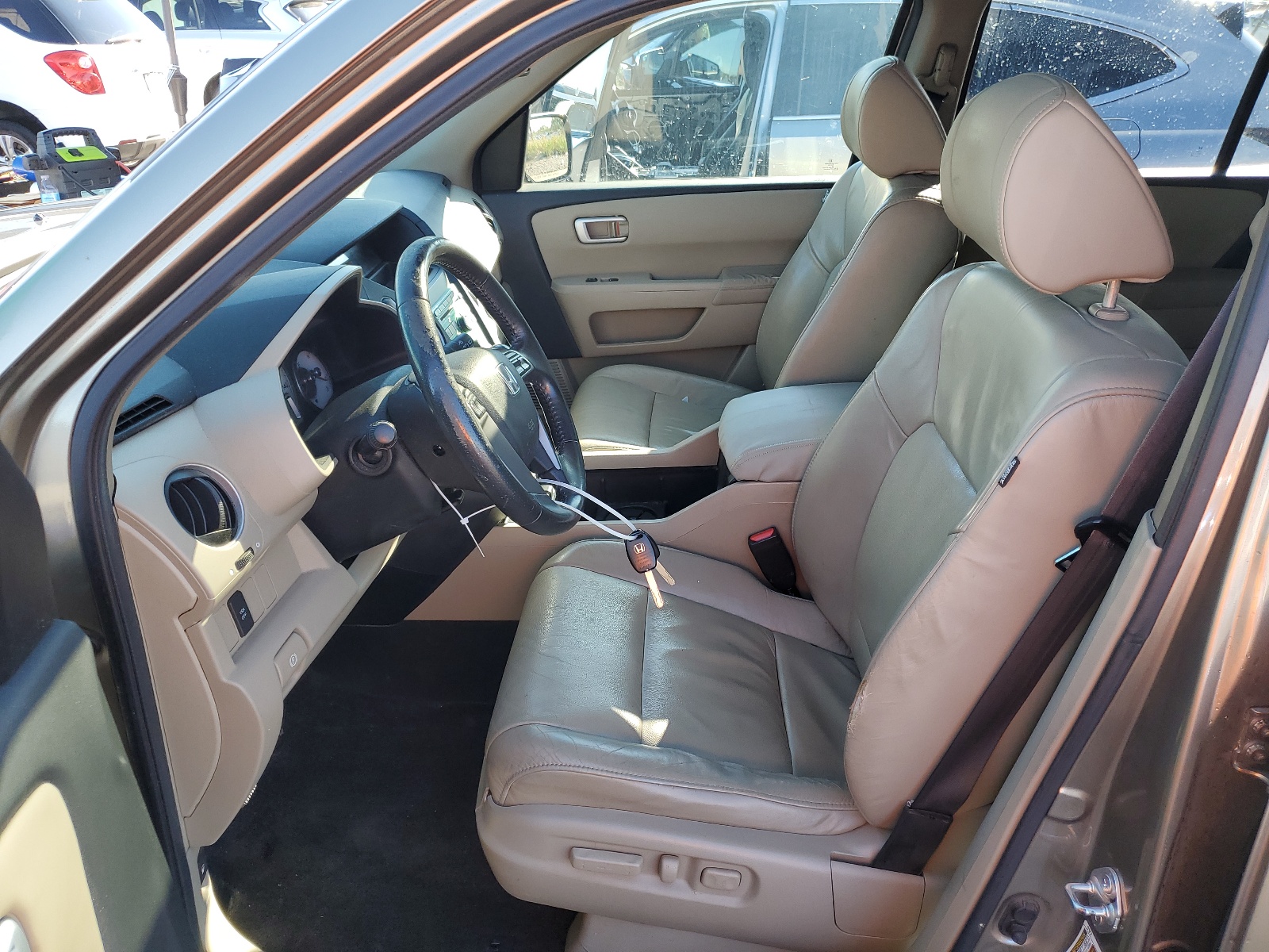 5FNYF3H54BB043330 2011 Honda Pilot Exl