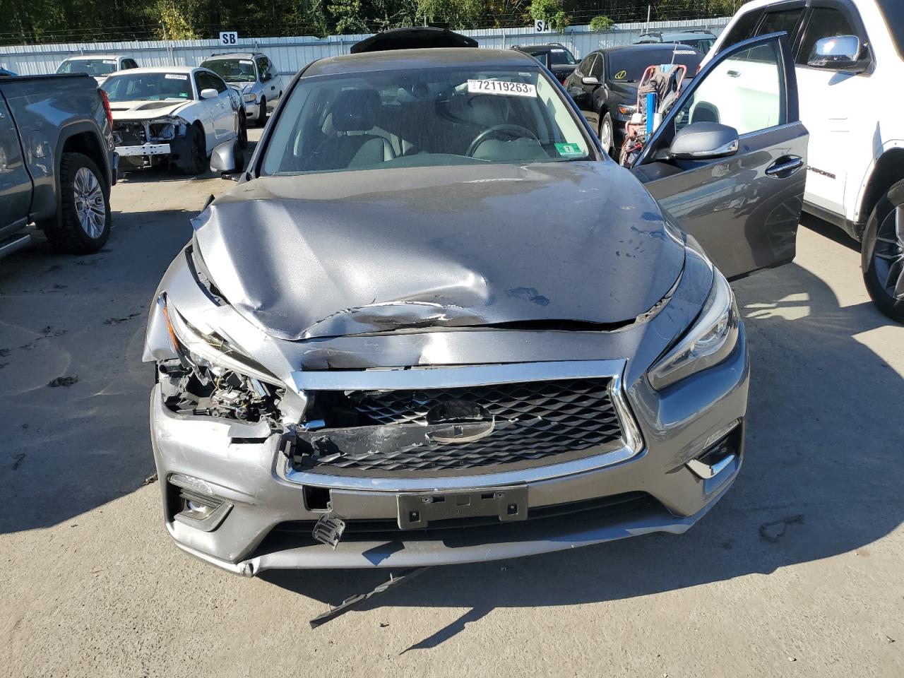 JN1EV7AR3JM431720 2018 Infiniti Q50 Luxe