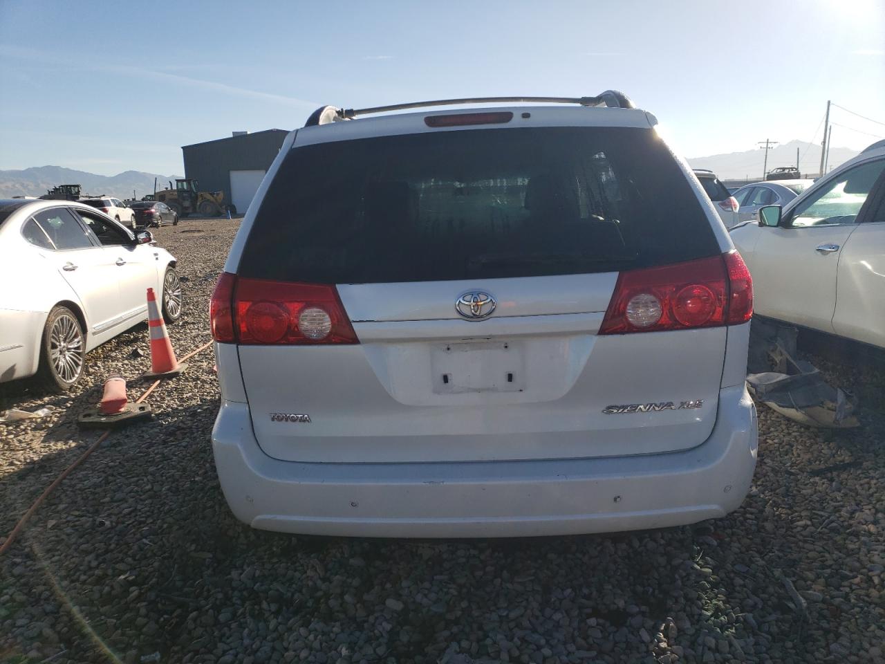 2009 Toyota Sienna Xle VIN: 5TDZK22C09S236808 Lot: 72179133